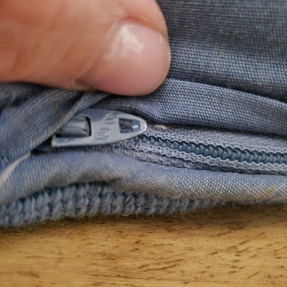 Vintage Hand-Stitched Needlepoint Pillow Tiger Cubs Tulip Flowers Cottagecore - Picture 9 of 13